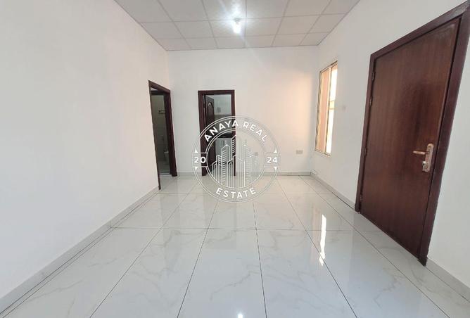 61002018 - Property Image 3