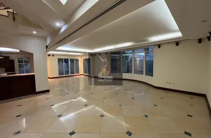 Villa - 4 Bedrooms - 5 Bathrooms for rent in West Bay Lagoon Villas - West Bay Lagoon - West Bay Lagoon - Doha