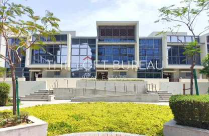 Townhouse - 3 Bedrooms - 5 Bathrooms for sale in Seef Lusail Tower 1 - Seef Lusail - Lusail City - Lusail