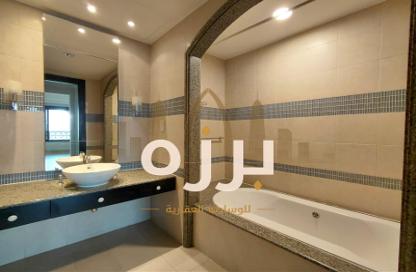 Apartment - 1 Bedroom - 1 Bathroom for rent in Porto Arabia - The Pearl Island - Doha Apartment - 1 Bedroom - 1 Bathroom for rent in Porto Arabia - The Pearl Island - Doha