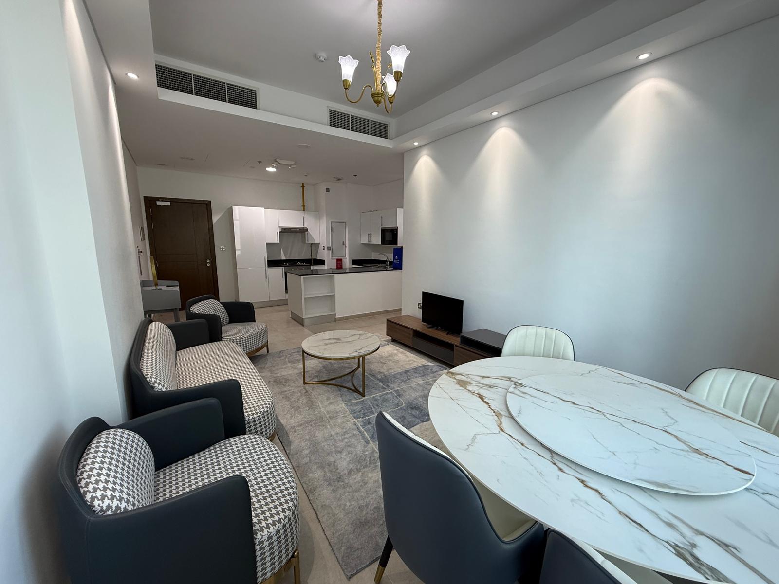 LUXURY 2BEDROOM FULLY FURNISHED WITH BALCONY thumbnail 6