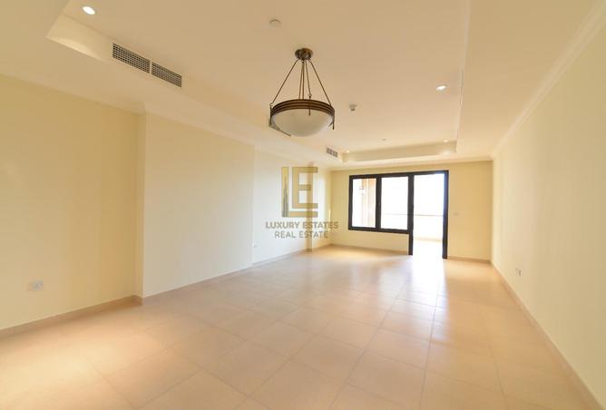 982854 - Property Main Image