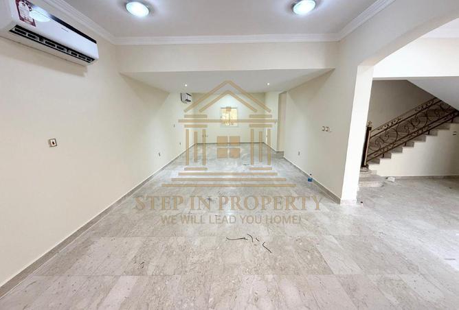 53281809 - Property Image 2