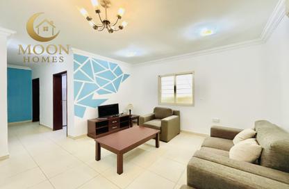 Apartment - 2 Bedrooms - 2 Bathrooms for rent in Al Mansoura - Al Mansoura - Doha