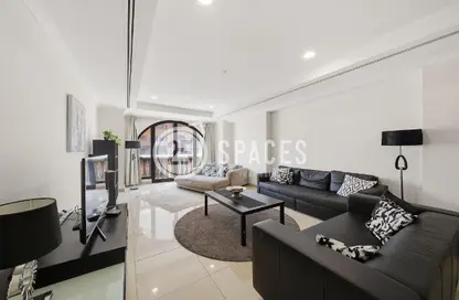 Apartment - 1 Bedroom - 2 Bathrooms for rent in East Porto Drive - Porto Arabia - The Pearl Island - Doha