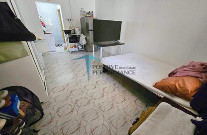 Apartment - Studio - 1 Bathroom for rent in Al Dafna - Al Dafna - Doha
