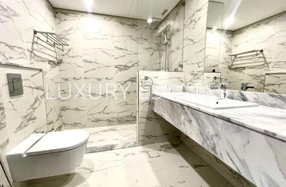 Apartment - 2 Bedrooms - 3 Bathrooms for rent in Lusail Marina Heights - Marina District - Lusail