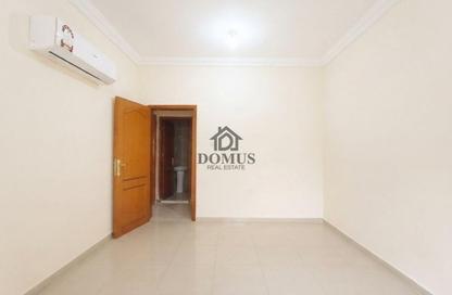 Apartment - 2 Bedrooms - 2 Bathrooms for rent in Hiteen Street - Al Muntazah - Doha