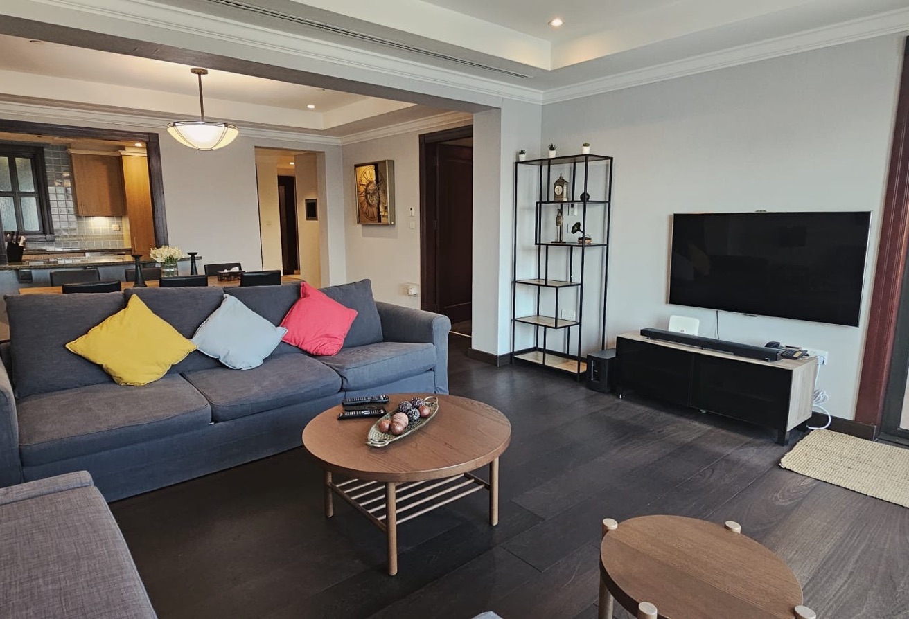 1 Bedroom Townhouse Furnished Including Bills thumbnail 9