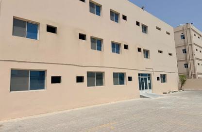 Labor Camp - Studio - 5 for rent in Industrial Area 2 - Industrial Area - Industrial Area - Doha