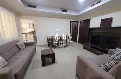 Apartment - 1 Bedroom - 2 Bathrooms for rent in Salaja Street - Doha Al Jadeed - Doha