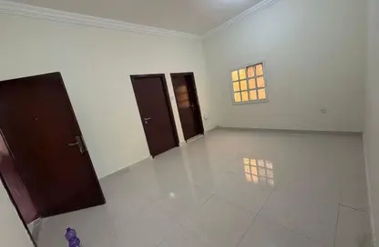 Apartment - Studio - 1 Bathroom for rent in Al Gharrafa - Al Gharrafa - Doha