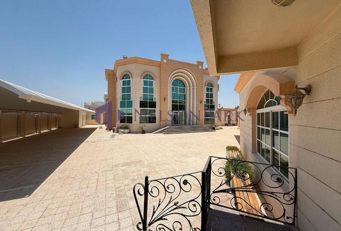 60222198 - Property Image 2