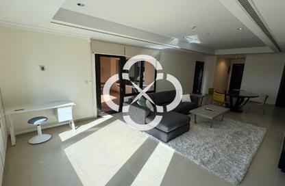 Apartment - 1 Bedroom - 2 Bathrooms for rent in East Porto Drive - Porto Arabia - The Pearl Island - Doha