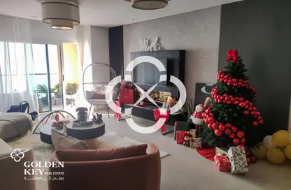 Apartment - 1 Bedroom - 2 Bathrooms for sale in Viva West - Viva Bahriyah - The Pearl Island - Doha