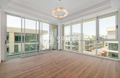 Duplex - 4 Bedrooms - 5 Bathrooms for rent in Crystal Residence - Gewan Island - The Pearl Island - Doha