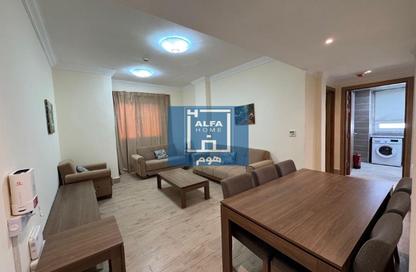 Apartment - 2 Bedrooms - 2 Bathrooms for rent in Umm Ghwailina Comm - Umm Ghuwalina - Umm Ghuwailina - Doha