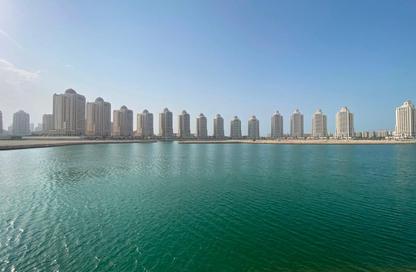 Apartment - 2 Bedrooms - 3 Bathrooms for rent in Tower 29 - Viva Bahriyah - The Pearl Island - Doha