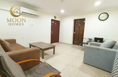 (بنتهاوس  (روف - غرفة نوم - 1 حمام للايجار في أم غويلينا 4 - أم غويلينا - الدوحة