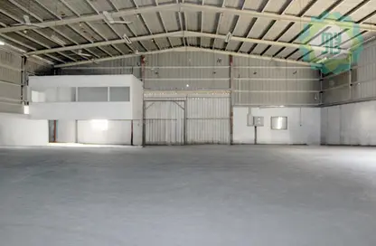 Warehouse - Studio - 2 Bathrooms for rent in Industrial Area 5 - Industrial Area - Industrial Area - Doha