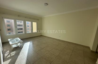 Apartment - 2 Bedrooms - 3 Bathrooms for sale in West Porto Drive - Porto Arabia - The Pearl Island - Doha Apartment - 2 Bedrooms - 3 Bathrooms for sale in West Porto Drive - Porto Arabia - The Pearl Island - Doha