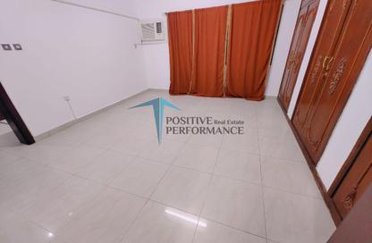 Apartment - Studio - 1 for rent in Al Dafna - Al Dafna - Doha