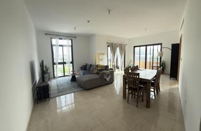 Apartment - 3 Bedrooms - 4 Bathrooms for rent in Burj DAMAC Marina - Marina District - Lusail