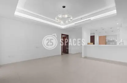 شقة - غرفة نوم - 2 حمامات للبيع في كريستال ريزيدنس - جزيرة جيوان - جزيرة اللؤلؤة - الدوحة